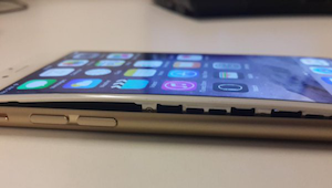 iPhoneのバッテリーはなぜ膨張してしまうのか