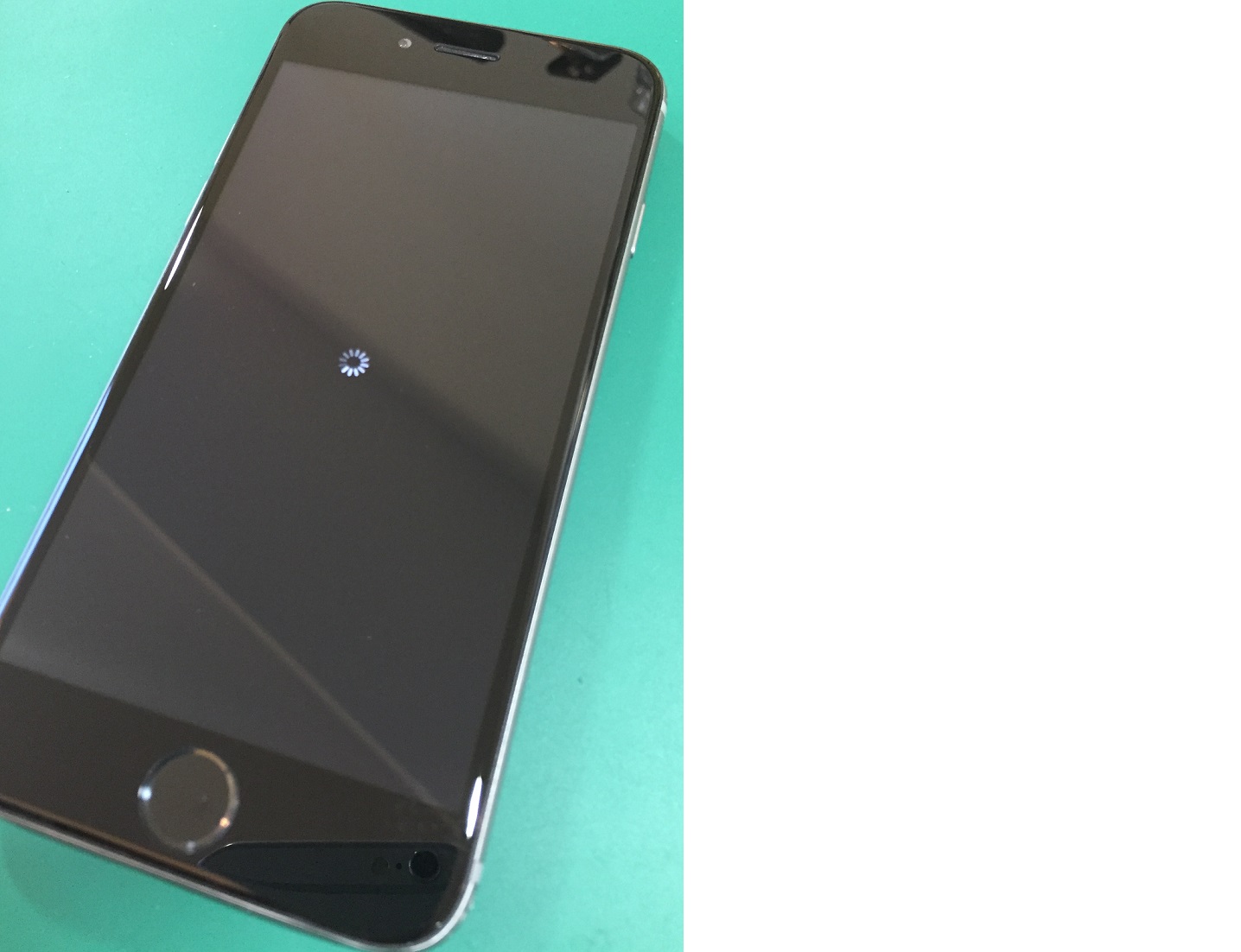 12月2日のiPhone再起動ループ不具合の原因アプリ、対処法・解決方法