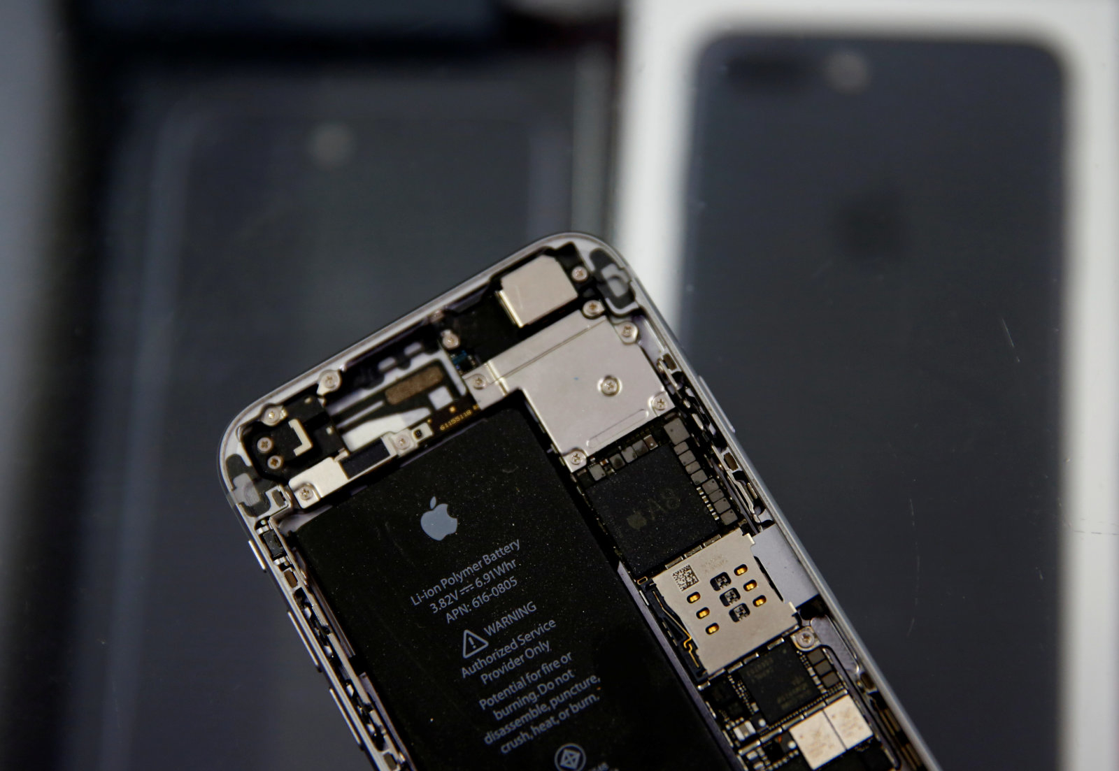 消費者VSApple　自分の端末を修理する権利