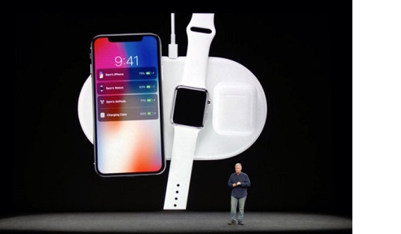 Apple純正ワイヤレス充電器「AirPower」