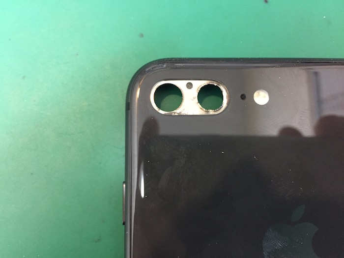 iPhone8Plus リアカメラレンズ修理
