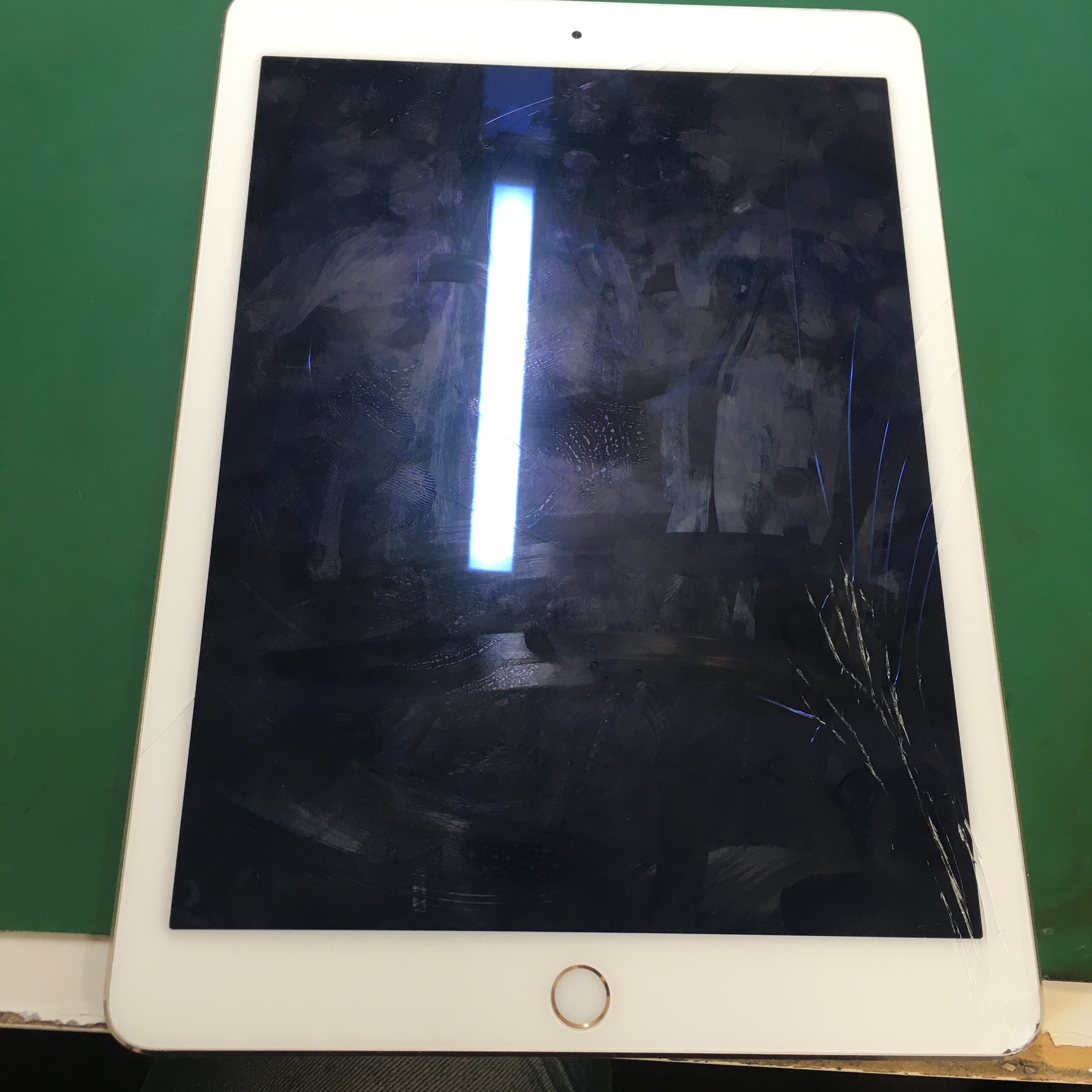 iPad Android修理も即日で行います。（お問い合わせが有ればMac修理も可能です）