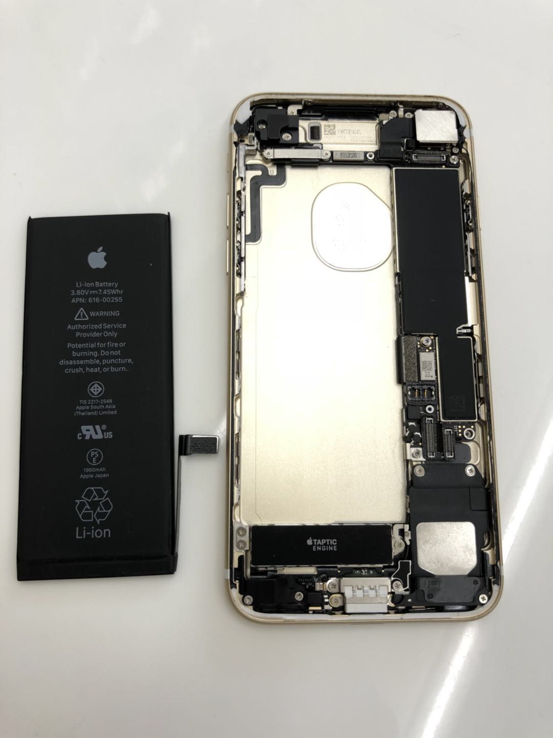 そろそろiPhone7も。。。