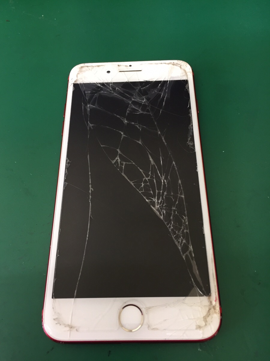 私の歴代のiPhoneも。
