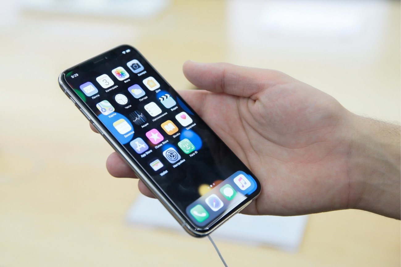 iPhone Xが売れていない！？2018年上半期で最も売れたiPhoneはこれだ！