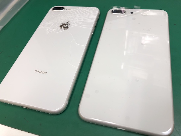 iPhone8 バックパネル交換修理