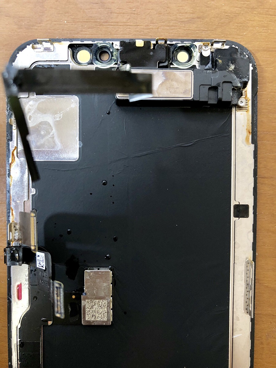 iPhoneXの水濡れ水没復旧も即日180分～！故障パーツの同時修理もOK！
