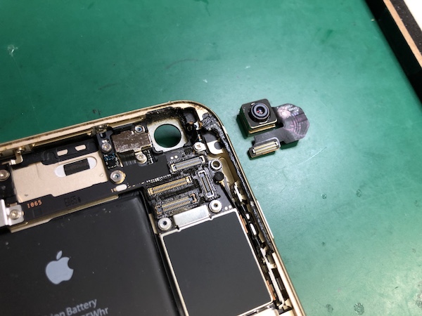 iPhone6sリアカメラレンズとカメラ交換