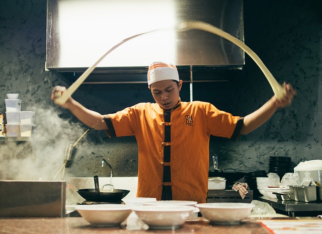 【番外編】iPhone修理の待ち時間に全国レベルのラーメンを食べられます！