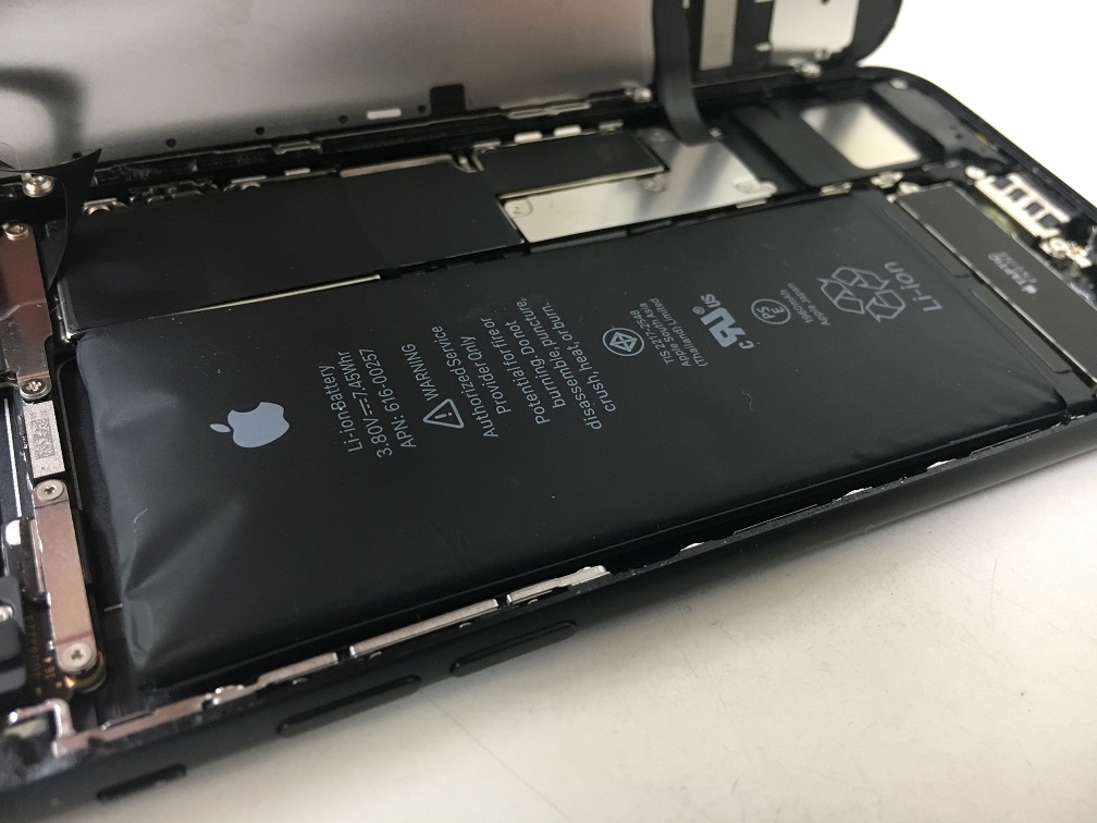 【修理紹介】iPhone 7 バッテリー交換