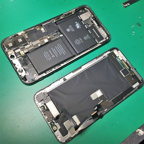 iPhoneX、「有機EL」と「LCD 」って何が違うの？