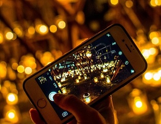 夏はイベント盛りだくさん♪今からスマホの調子をチェックして今年の夏の夜を楽しもう♪