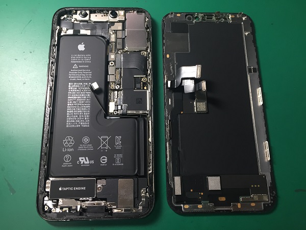 iPhoneX、パーツの不具合