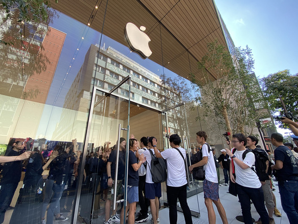 Apple 福岡　オープン！！