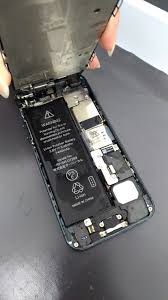 iPhone5ｓのバッテリー交換！