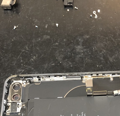 iPhone Lightning　　ドックコネクタ の故障？