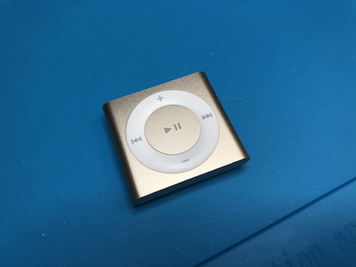 iPod shuffle4バッテリー交換の修理方法