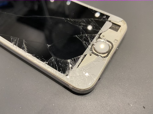 iPhone6Sの画面割れを即日修理！