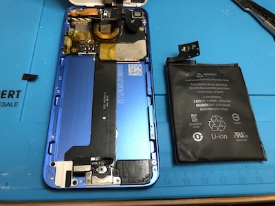 iPodTouch6バッテリー膨張で交換修理(尾張旭市より)