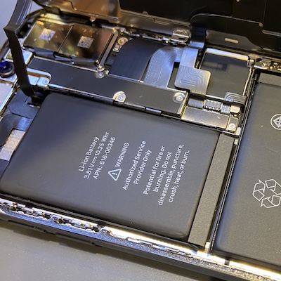 iPhoneXのバッテリー交換修理