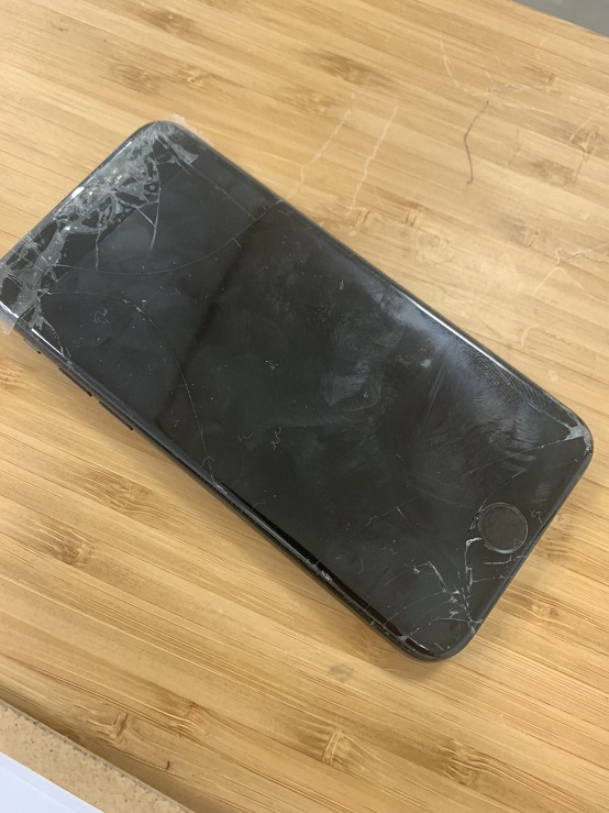 iPhone６S　ドック交換