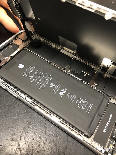 iPhone８　バッテリー交換