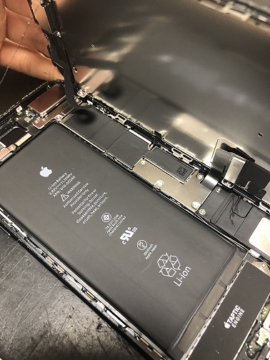iPhone７plusバッテリー交換　修理事例