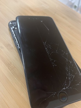 iPhone７の画面とドック交換