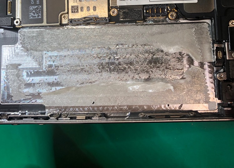 【茅ヶ崎】iPhone 5Sのバッテリー交換