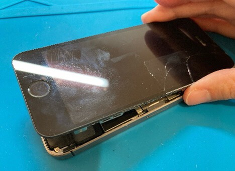 【iPhone５】★画面修理＆画面割れ★修理事例と価格☻