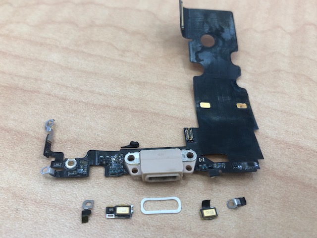 【千葉県】iPhone 8のマイク修理