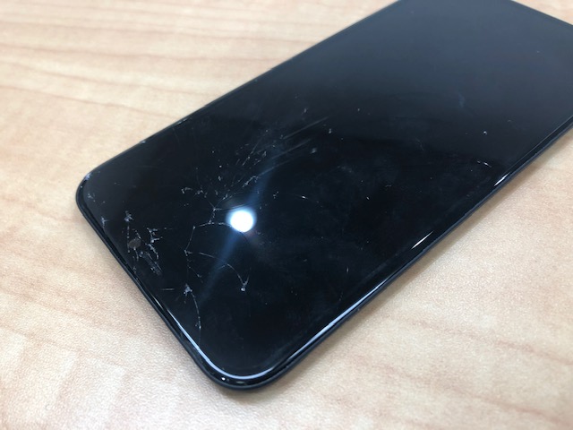 【大船】iPhone 11の画面修理