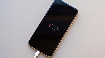 地震時に停電したら？iPhoneのバッテリーを長持ちさせる方法！