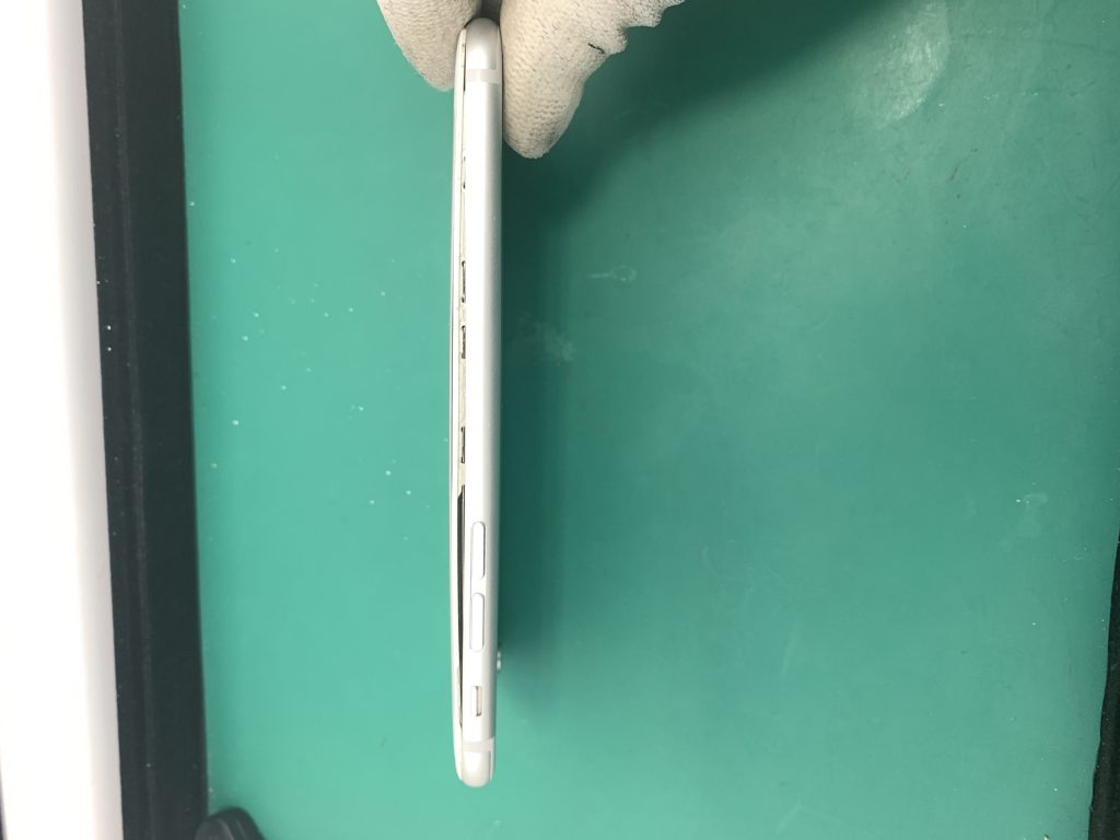 iPhoneのバッテリーが膨らんでしまう理由とは…？