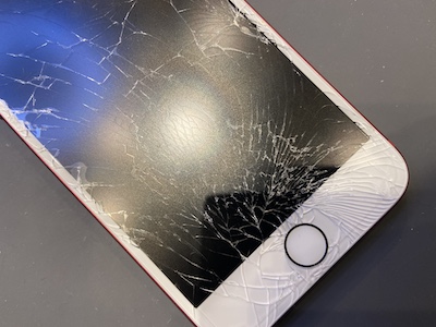 iPhone7の画面割れ修理！！