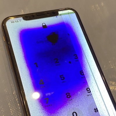 iPhoneXSmax 画面全体にシミ・液晶不良