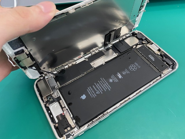 【東京都江戸川区】iPhone 7 Plusの水没修理