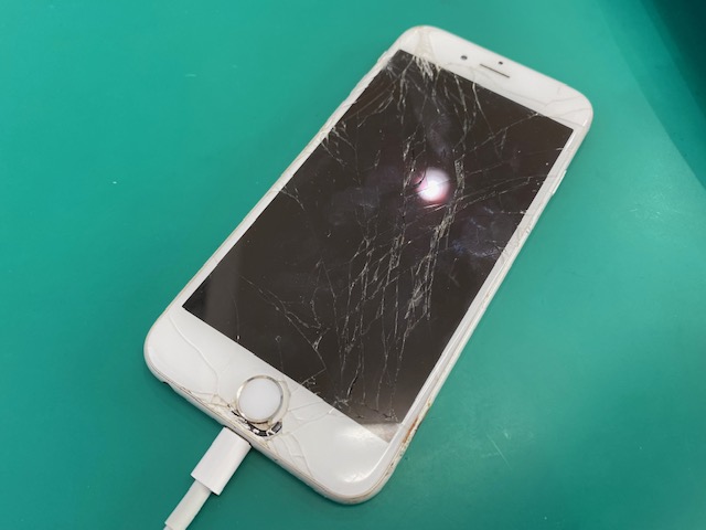 【鎌倉】iPhone 6の画面交換