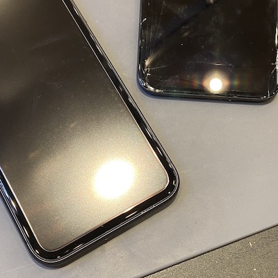 iPhone11 画面故障を即日修理！