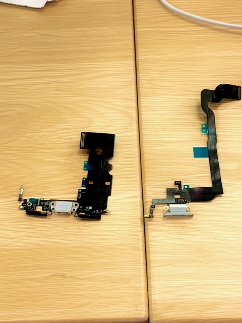 【最寄り東武練馬のiPhone修理】充電不良の原因は？！