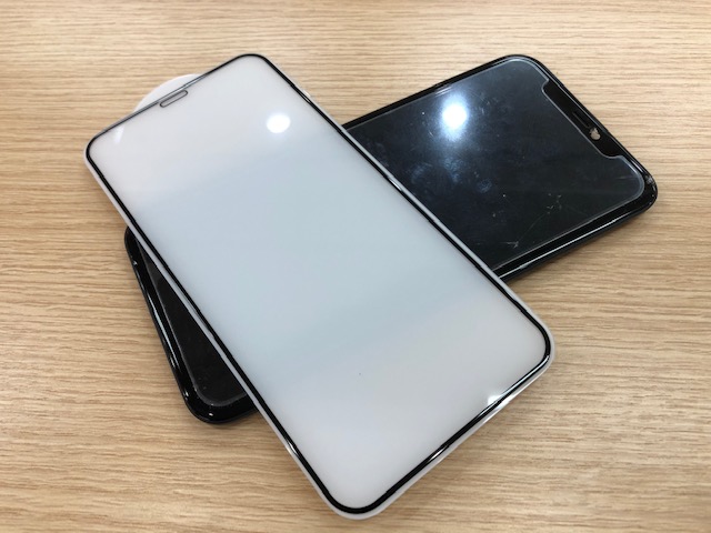 高額な端末には画面保護を推奨！iPhone11の画面修理事例