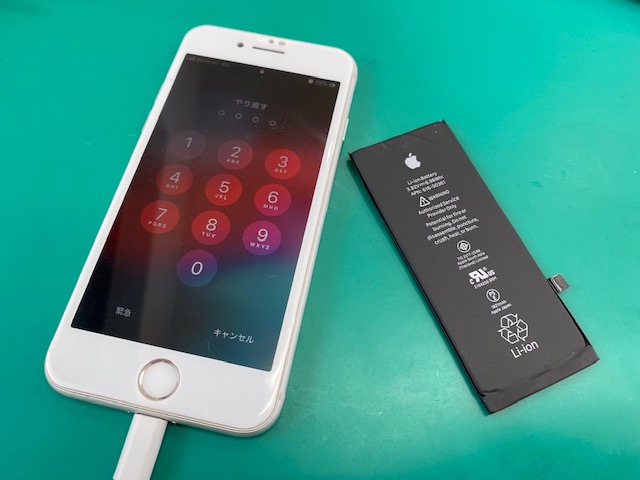 【横浜市港南区】 iPhone 8のバッテリー交換