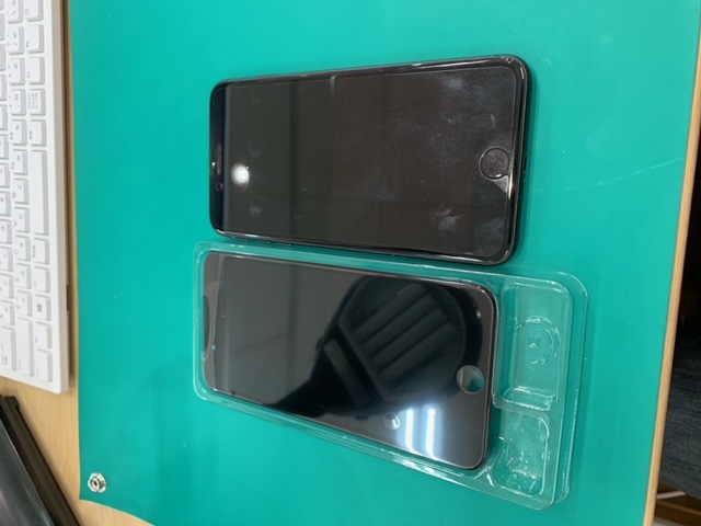 【最寄り東武練馬のiPhone修理】8P タッチ不良/ゴーストタッチ