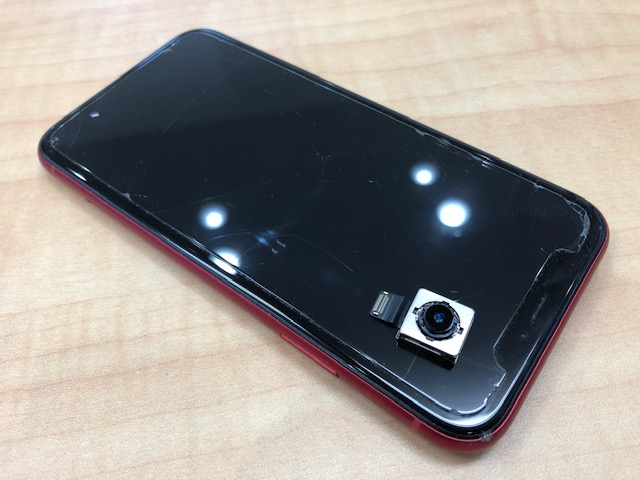 【逗子】 iPhone XRのカメラ修理