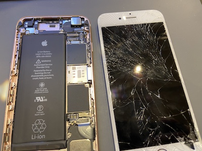 タッチ不能、画面下部に穴の開いたiPhone6s