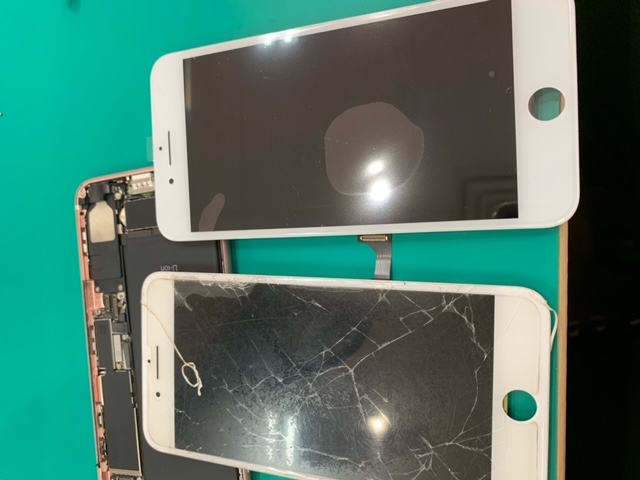 【板橋区】iPhone7P ガラス割れ