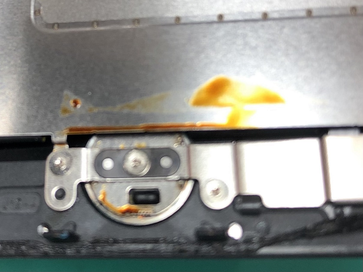 水没直後から修理完了に至るまでiPhone6sの事例