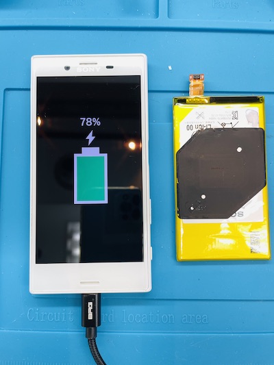 Xperia X Compactバッテリー交換修理