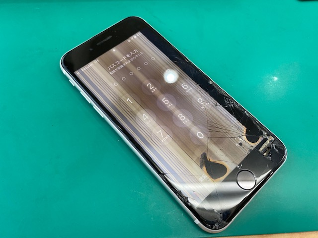 【横浜市港南区】 iPhone SE2の画面交換