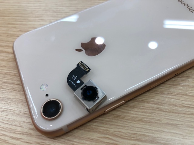 【練馬区】 iPhone修理 8カメラ修理 イオン板橋店